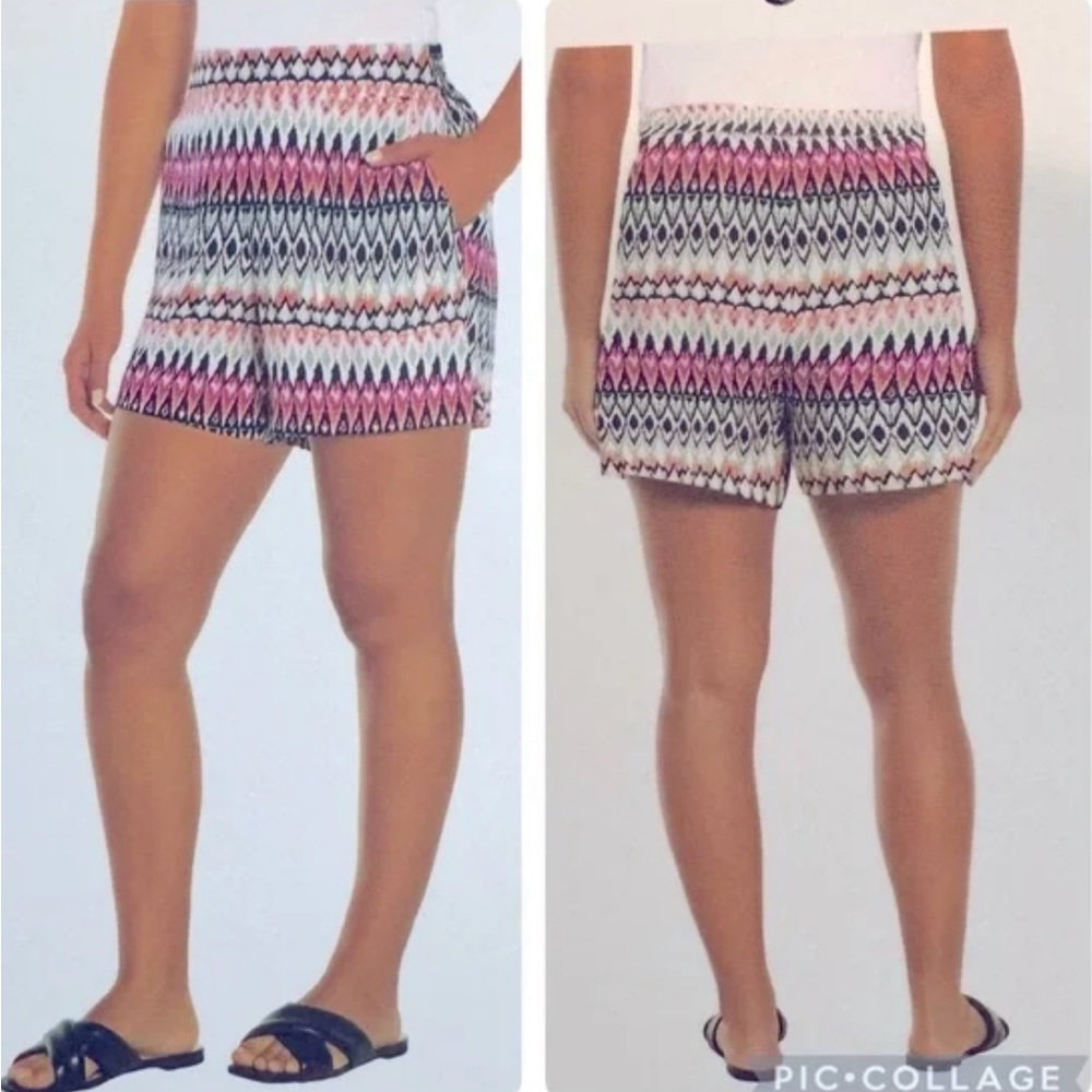 Women's Patterned Shorts
